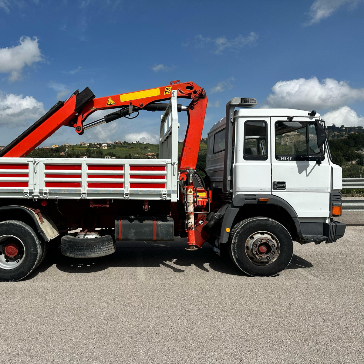 Camion Iveco 145 - Autogru - immagine 3